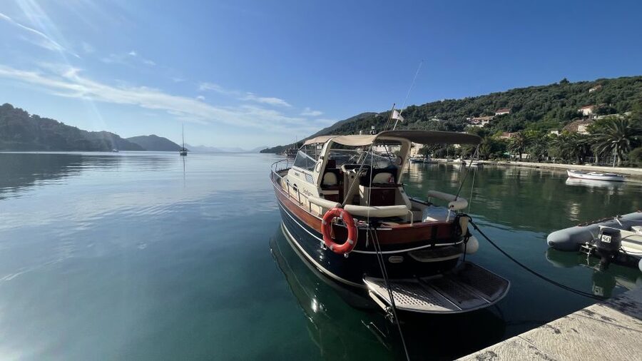 Luxury Private Boat Tour to Elaphiti Islands (4 hours) - Villages, Coves, and Sightseeing From the Deck