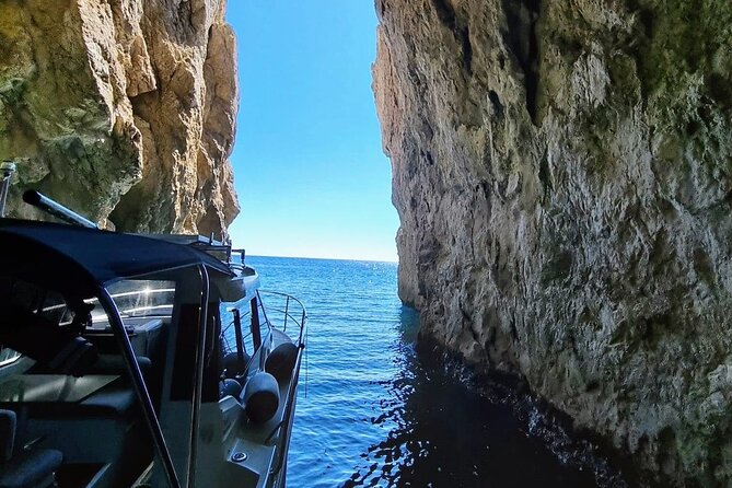 Luxury Private Boat Trip to the Elaphiti Islands from Dubrovnik - Sjekirica Beach and underwater time