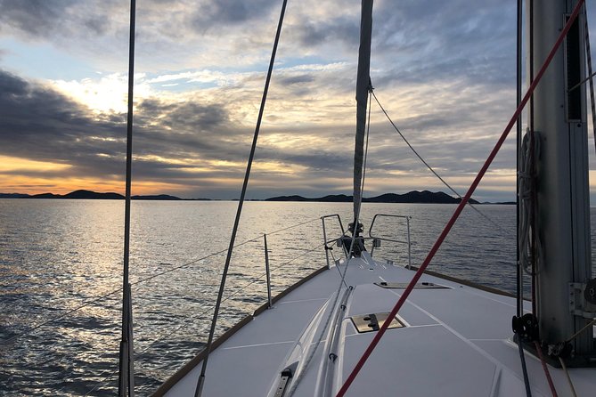 Luxury Private Sailing from Dubrovnik: Day & Multiday Tours - Wine, breakfast, and a simple Croatian welcome