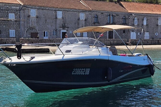 Luxury Private Speedboat Tour Islands & Blue Cave - Leaving Dubrovnik for the Elaphiti Islands