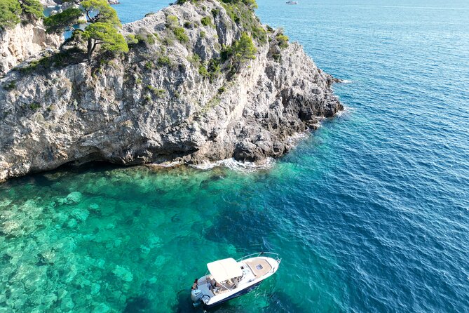 Luxury Private Speedboat Tour Islands & Blue Cave - What the Private Price Buys You