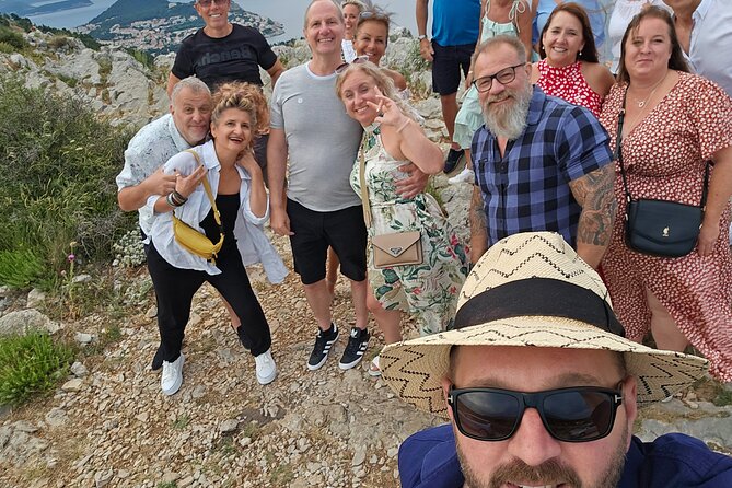 Luxury Sunset Tour with Wine Tasting - Why this sunset outing works so well