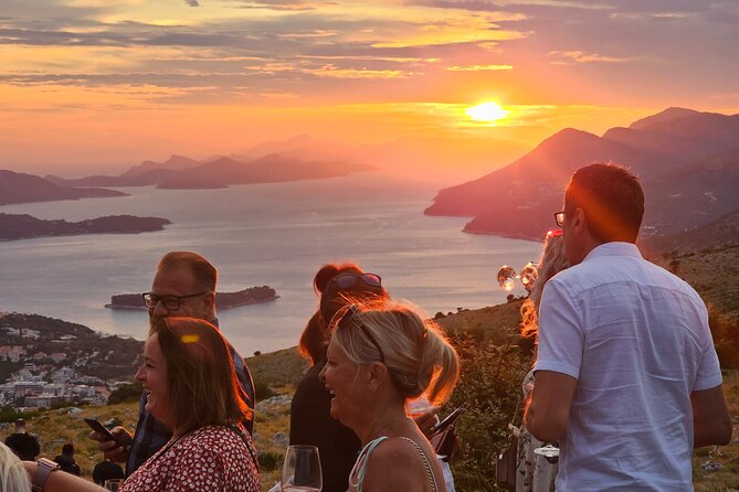 Luxury Sunset Tour with Wine Tasting - The final 45 minutes: Croatian wine at sunset
