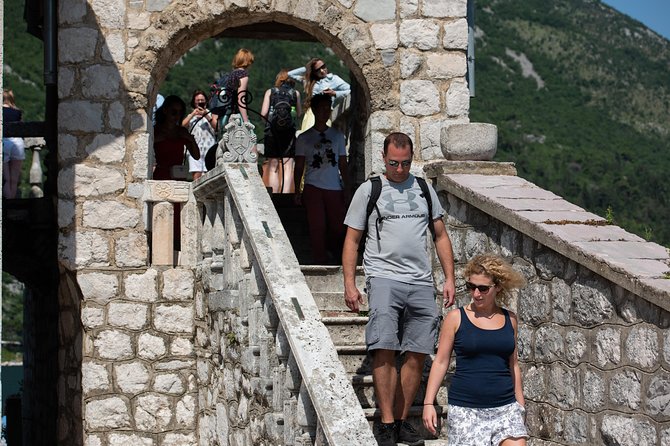 Montenegro: Bay of Kotor Day Trip from Dubrovnik English -Español - Kotor Old Town and three hours of free time