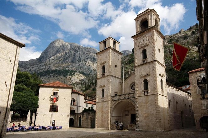 Montenegro Coast Private Day Trip from Dubrovnik - The private Mercedes ride is part of the value