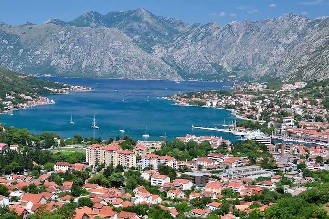 Montenegro Coast Small Group Excursion - Early pickup and the trip over the border