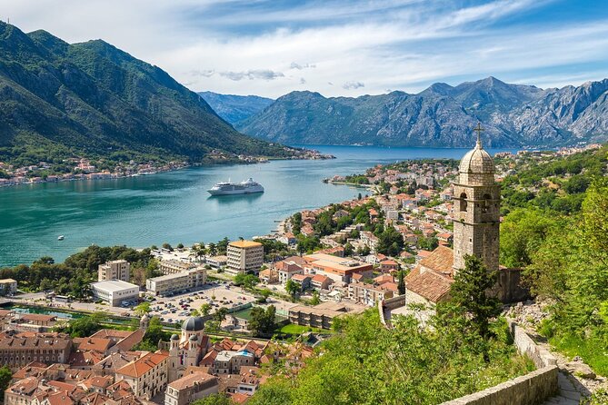 Montenegro full-day tour - Kotor Old City combines guidance and freedom