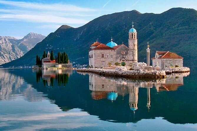 Montenegro including boat Cruise in Kotor bay - Crossing the border with the right paperwork