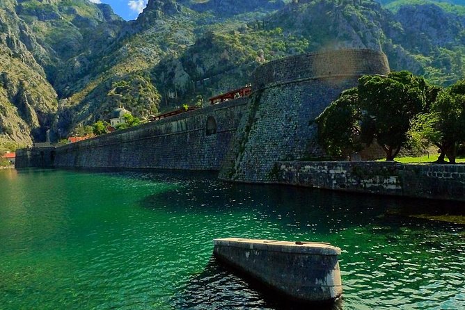 Montenegro Private Tour from Dubrovnik: Kotor & Perast - Crossing into Montenegro and following the Bay of Kotor