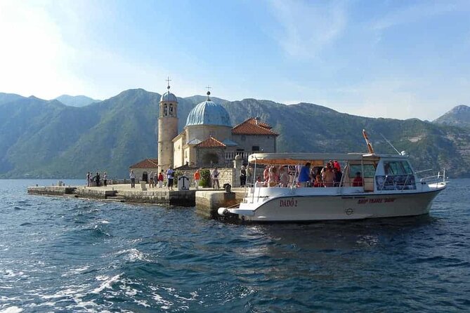 Montenegro - with boat ride to the island Our Lady of The Rock - Perast: one hour in a Baroque waterfront town