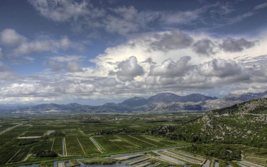 Mostar and Kravice Waterfalls Tour from Dubrovnik - Crossing the border with the right documents