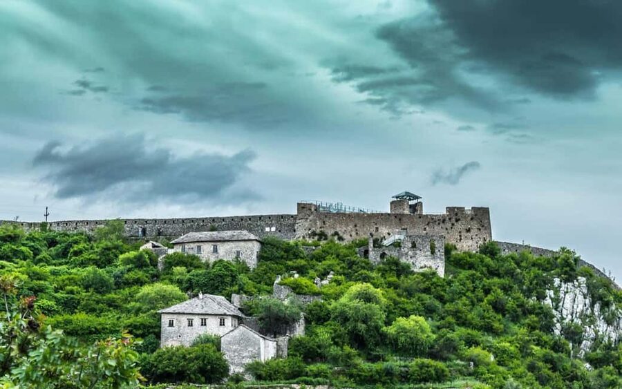 Mostar and Počitelj Day Trip from Dubrovnik - Crossing into Bosnia and Herzegovina