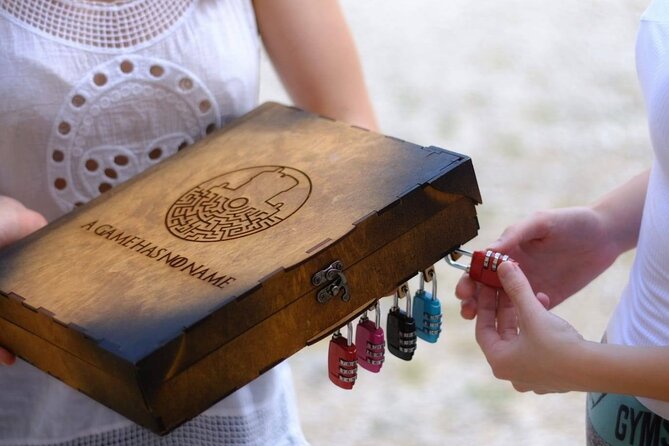 Outdoor Escape Game Dubrovnik - The Spy And The Traitor (History theme) - What the challenge feels like for families and teens