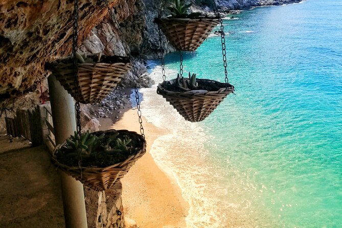 Picnic on Croatian Secret Beach - Who will enjoy this beach trip most