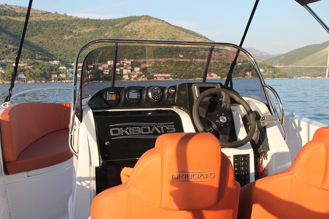 Private 4h Boat Tour Elaphite Islands with Barracuda 545 - A private Barracuda 545 for up to five people