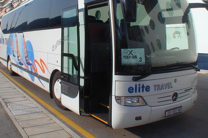 Private Arrival Transfer: Dubrovnik Airport to Dubrovnik, Orebić - What the airport pickup is like