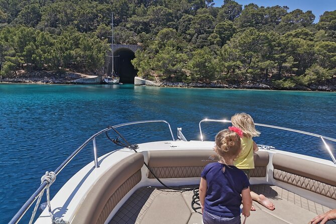 Private boat Tour - Dubrovnik Old Town and Elaphite islands - Why a private boat makes sense around Dubrovnik