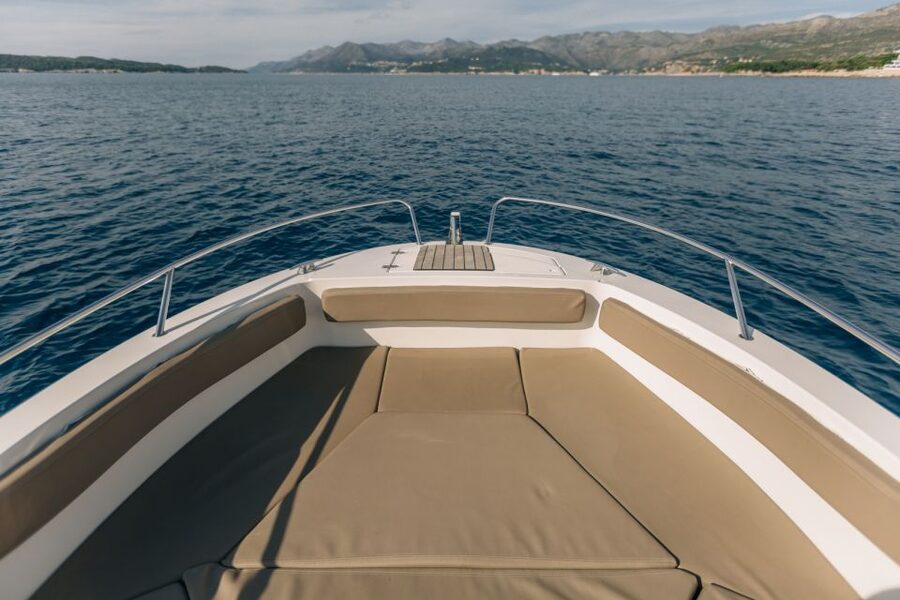 Private boat tour from Dubrovnik/Cavtat to Elafiti islands - Who should book this outing