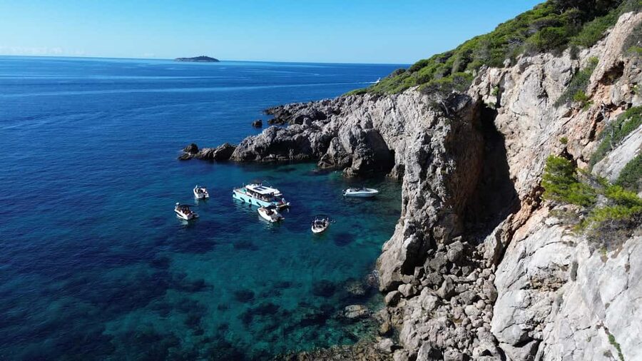 Private Boat Tour Tailor-Made 6h-All Inclusive - Is $480 good value for six people?