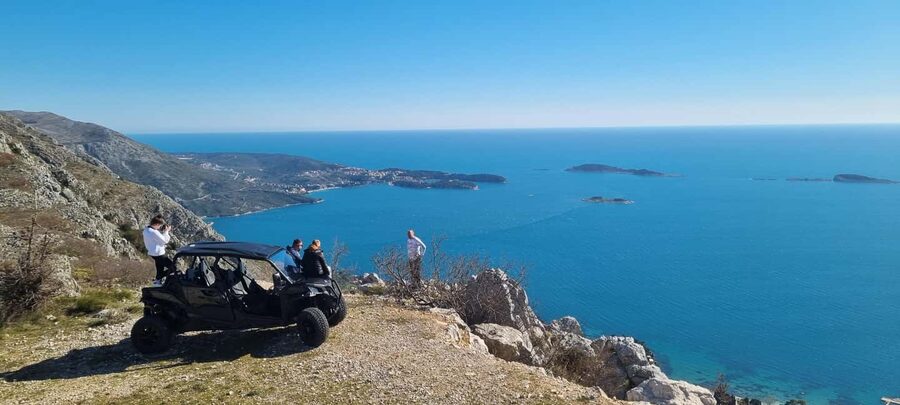 Private Buggy Panorama Adventure /2 hours-2 hills Viewpoint - Srđ Hill: Dubrovnik, Lokrum, and the Adriatic below