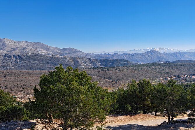 Private Customizable Tour of Croatia Via Minivan with a Guide - The Vehicle and Pickup Make a Difference