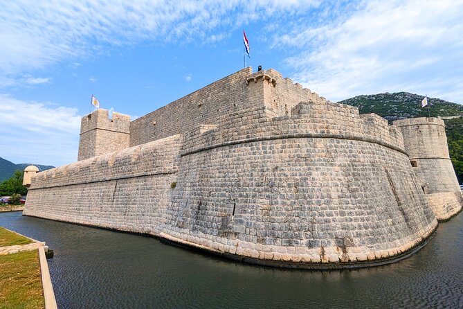 Private Full Day Peljesac Wine Tasting Tour from Dubrovnik - Why Peljesac makes a better wine day than a city tasting room