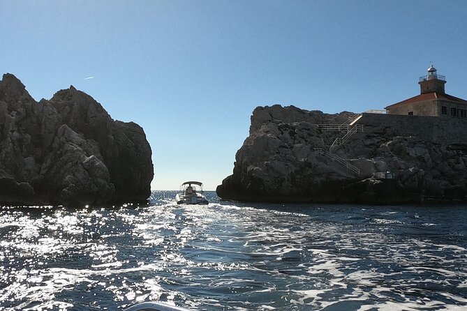 Private Full-Day Tour of Elaphiti Islands by Speedboat - Why the private skipper matters