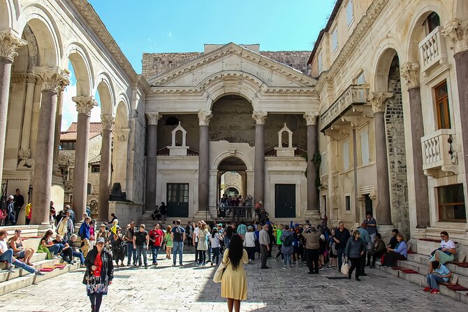 Private Point to Point transfer Dubrovnik - Split with stop in Ston - Leaving Dubrovnik in a Private Car