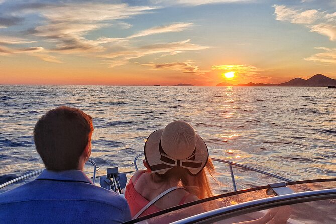 Private romantic Sunset tour - The Damaged Hotel and a Difficult Recent Past