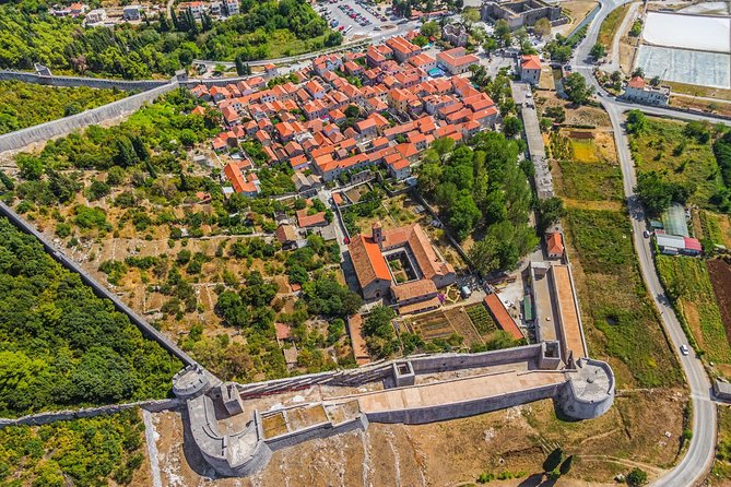 Private Tour: Korcula and Ston Day Trip from Dubrovnik with Wine Tasting - Ston: 45 minutes beside the old walls