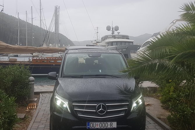 Private transfer Dubrovnik airport to Dubrovnik ACI Marina in Komolac - Key points at a glance