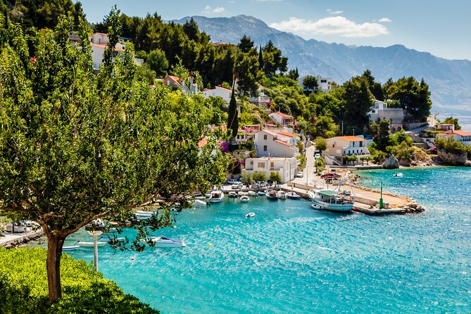 Private Transfer from Dubrovnik to Split with 2 hours for sightseeing - The driver can make or break the day