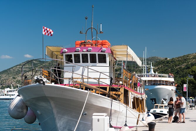 Rent a Boat! (Group Option - Half Day) - What the island stops are like