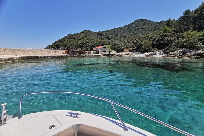 Rent a luxury speed boat for great fun on this Elaphiti Islands tour - Koločep: the best stop for water time