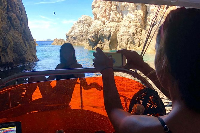 Sail, see, stop, photograph (4 hours) - A practical choice for cruise passengers
