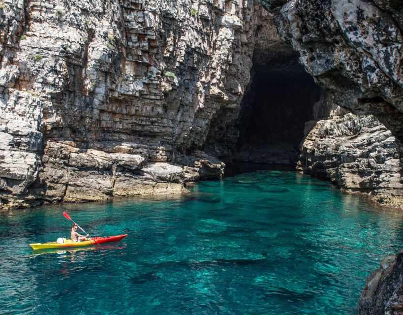 Sea Kayaking - Who should book this coastal outing