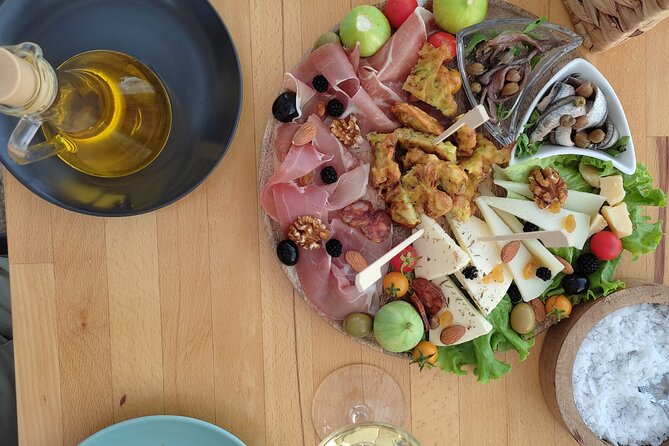 Slurp of Grk Korcula Wine Tour | Wine Tasting in Lumbarda - Who will enjoy this afternoon most