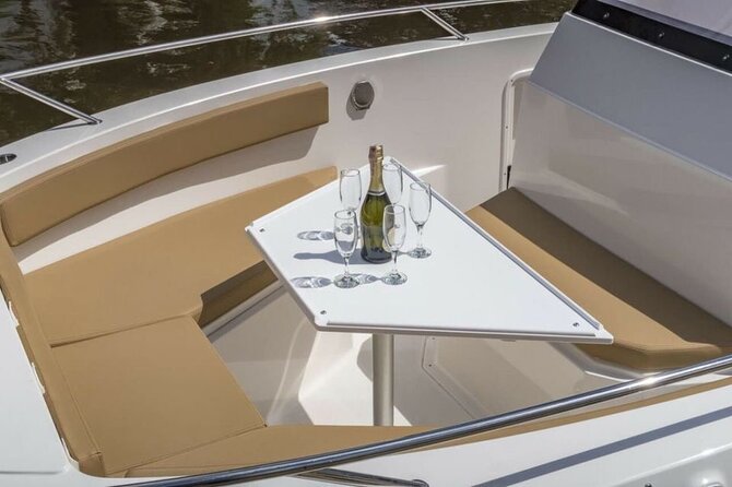 Speed Boat Private Tour From Cavtat/Dubrovnik - What the skipper adds to the day