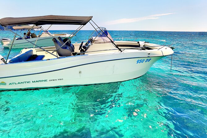 Speedboat Atlantic Marine 750, 4 or 8 hours - Four hours or eight hours?