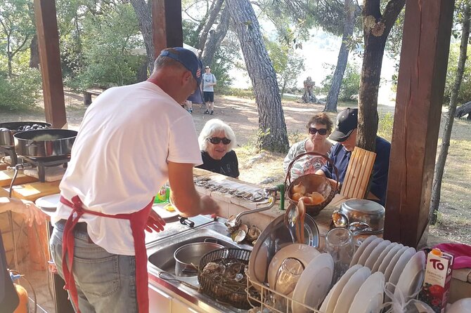 Ston Oysters & Wine Tasting Tour from Dubrovnik - Mali Ston Bay: oysters, mussels, and homemade wine