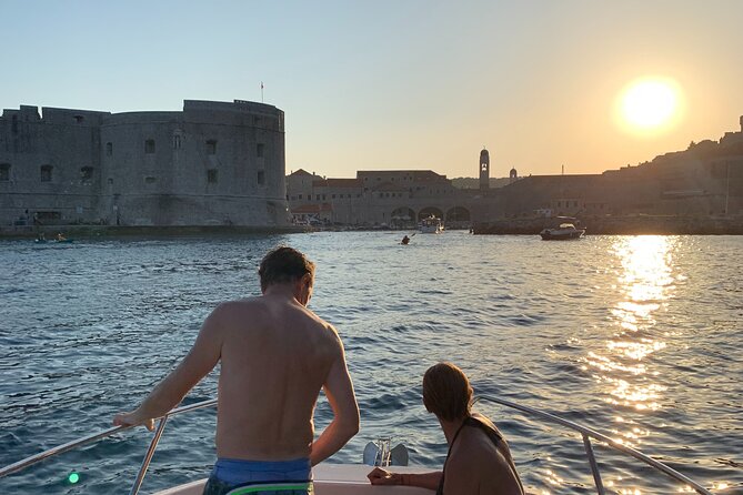 Sunset Tour–A Sunset That Isn’t Stuck in Front of the Old Town - Why the Sea Is the Right Place for This Sunset