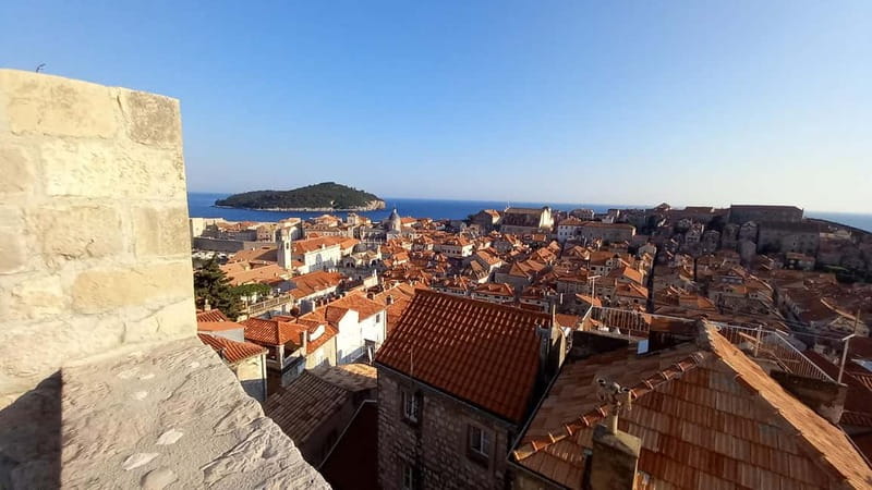 Sunset Wall Walk: 75-Minute Guided Tour & Free Exploration - Saint Barbara Tower and Minceta Fortress