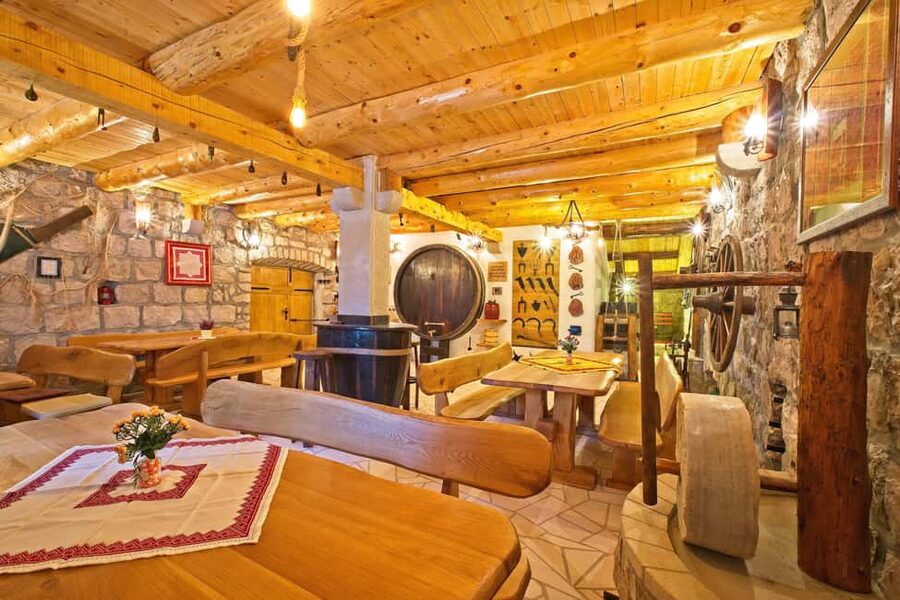 Taste & Tradition of Dubrovnik Countryside - A generous tasting by the mill