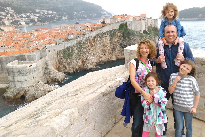 Tour The Game of Thrones - Private Walking Tour - Starting at Kolorina Bay beside Blackwater Bay