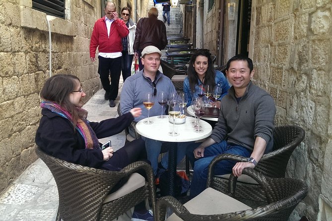 Tour The Game of Thrones - Private Walking Tour - Rupe Museum and the streets of Flea Bottom