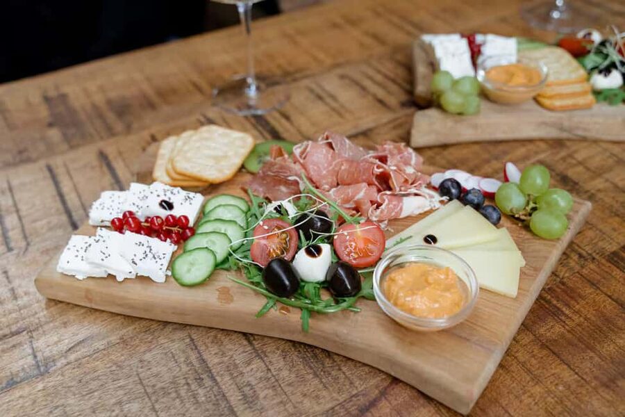 Wine Quest - A Journey Through Dubrovnik's Vinous Heritage - Croatian wines with local snacks